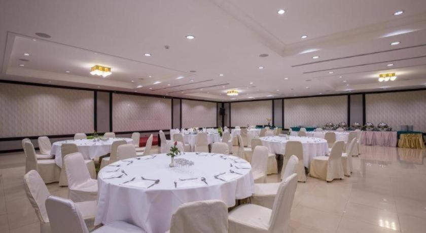 Ambassador City Jomtien Marina Tower Wing На Джомтьен Экстерьер фото