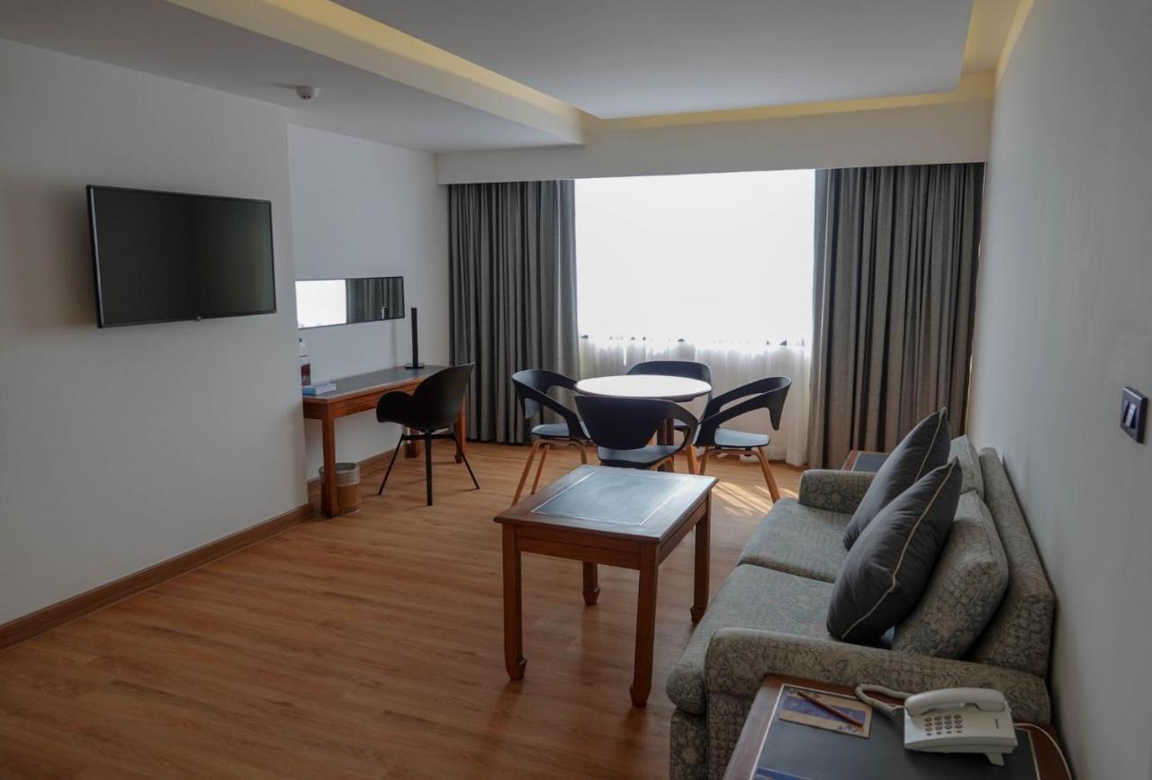 Ambassador City Jomtien Marina Tower Wing На Джомтьен Экстерьер фото